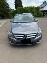 Mercedes-Benz Mercedes Benz B-Klasse B180-PDC, Panorama,... - Mercedes-Benz B-Klasse Gebrauchtwagen in Bielefeld