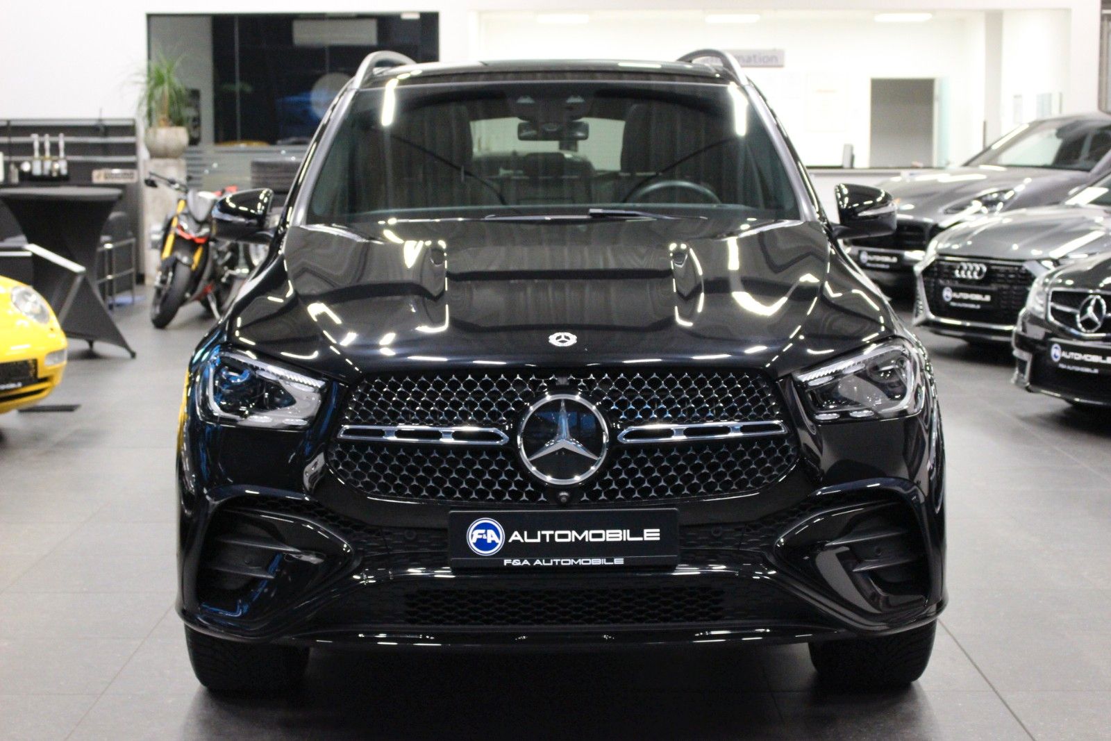 Fahrzeugabbildung Mercedes-Benz GLE 450d AMG Line Burmester+Pano+HeadUp+NightPkt
