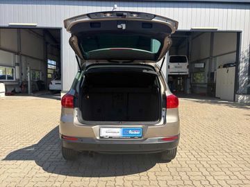 Volkswagen Tiguan - 10