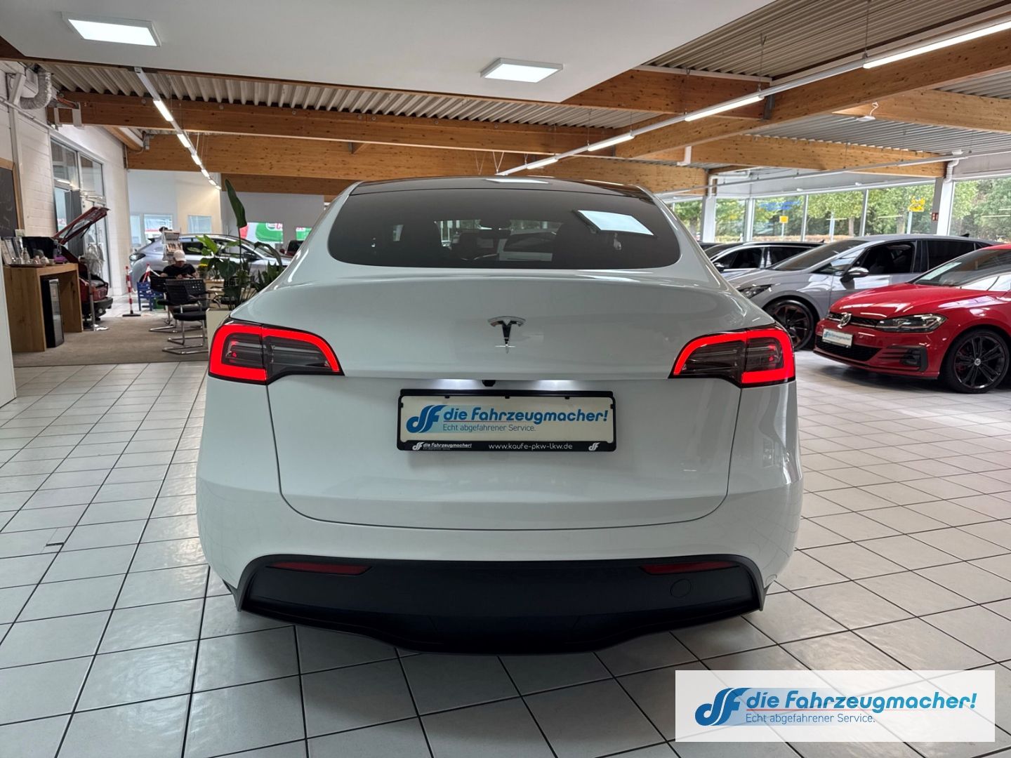 Fahrzeugabbildung Tesla Model Y RWD Panorama Navi Soundsystem LED ACC WL