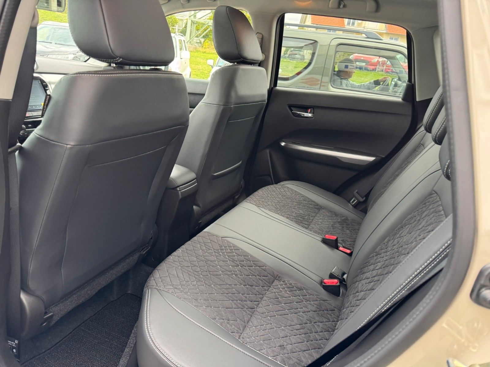 Suzuki Vitara - Bild 16