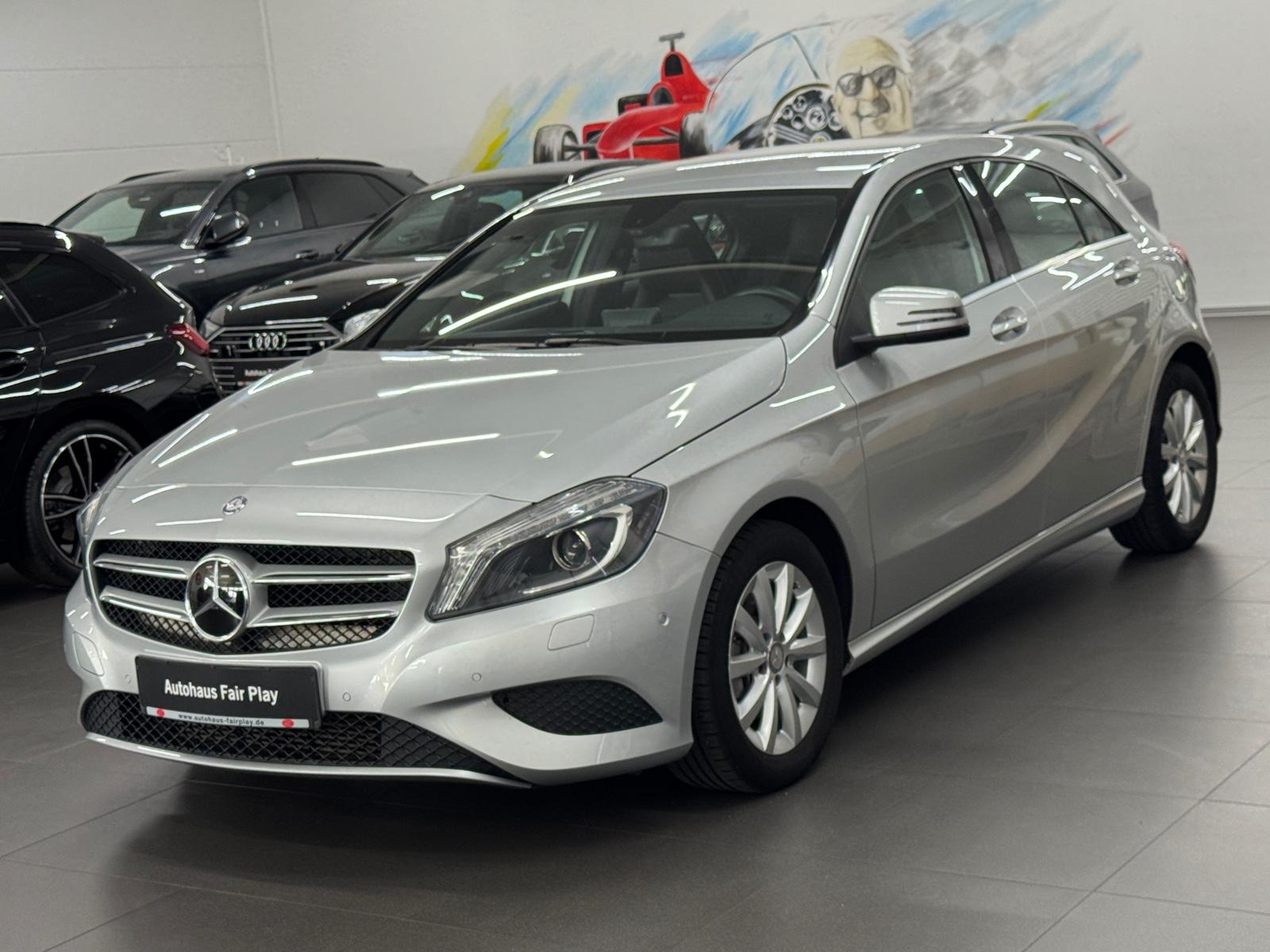 Mercedes-Benz A 180 Style XENON/NAVI/KAMERA/SHZ!