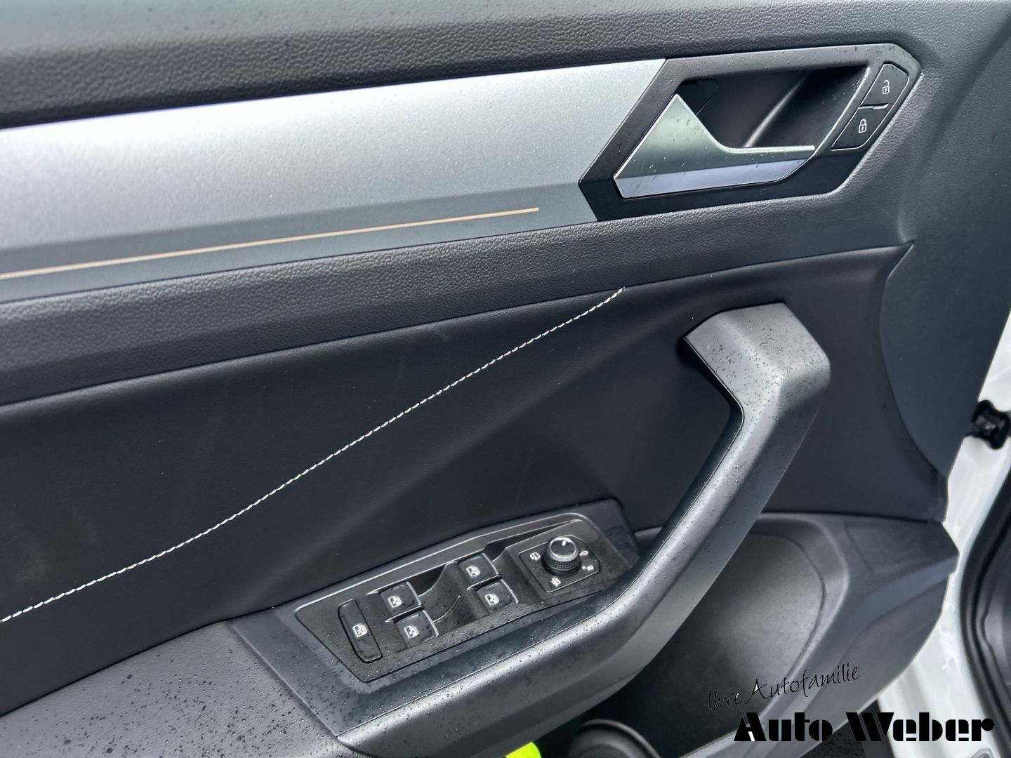 Volkswagen T-Roc - Bild 15