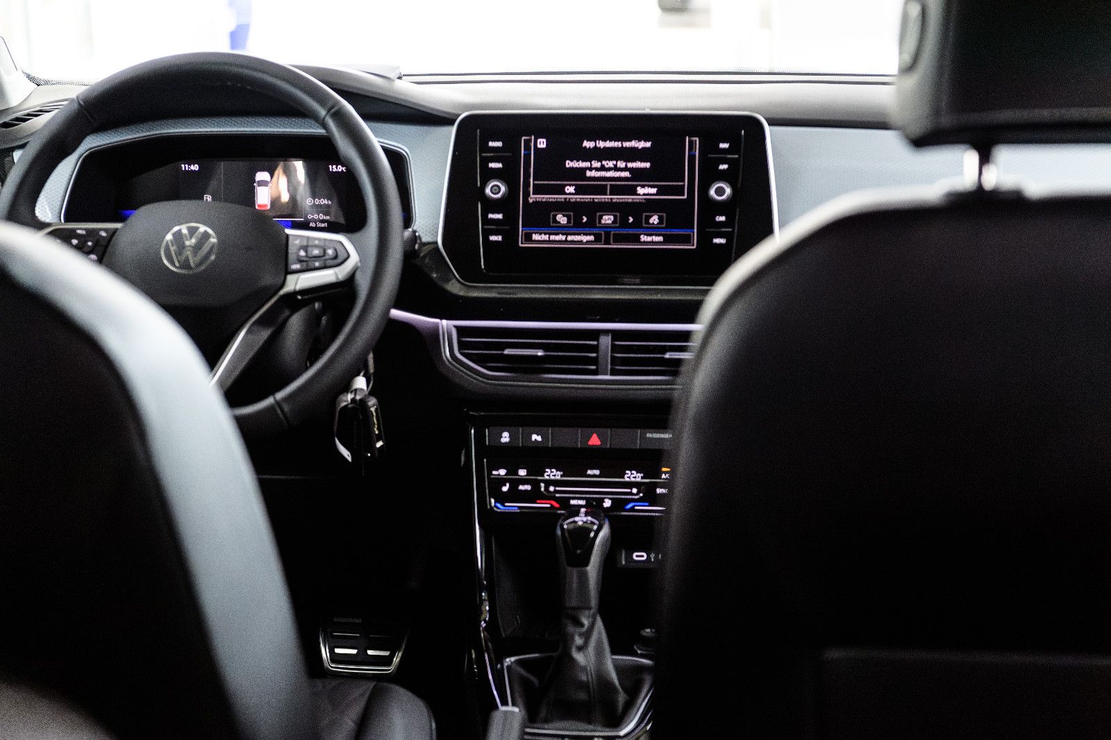 Fahrzeugabbildung Volkswagen T-Cross 1.0 TSI 85 kw Energy DSG+AHK+Kamera