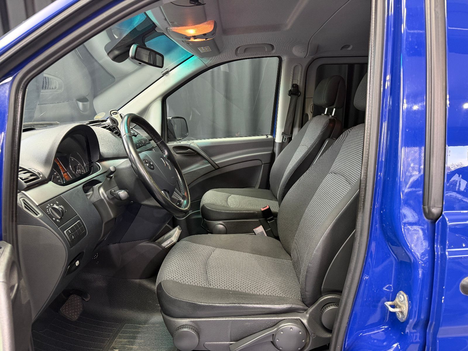 Fahrzeugabbildung Mercedes-Benz Vito Mixto 122 CDI lang|AUTOMATIK|CAMPER-UMBAU