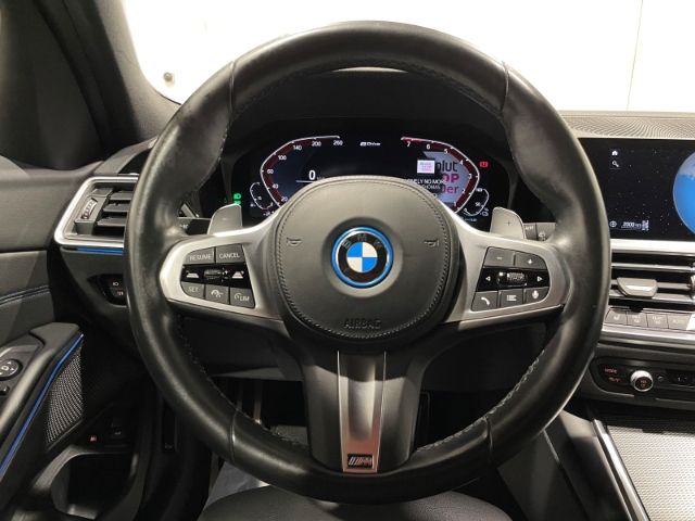 BMW 320 e Touring M Sport Automatik EU6 Leder LED AC foto 11