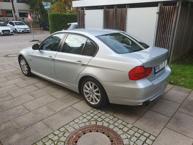 BMW 318i  Limousine