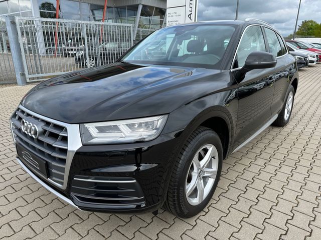 AUDI Q5 quattro sport