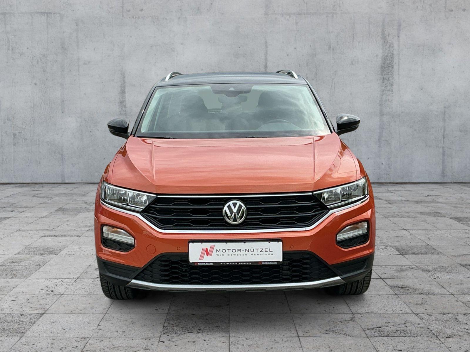 Volkswagen T-Roc 1.0 TSI STYLE LED+SHZ+RFK+MFA+MFL+BT+LM17"