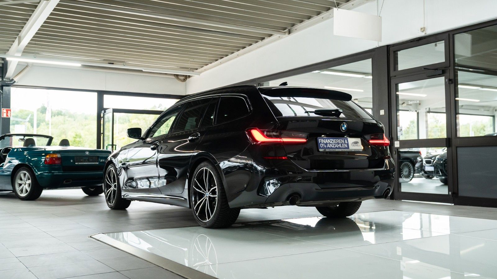 BMW 330d M Sport DriveAProf RückFahrKam ServiceInklu foto 12