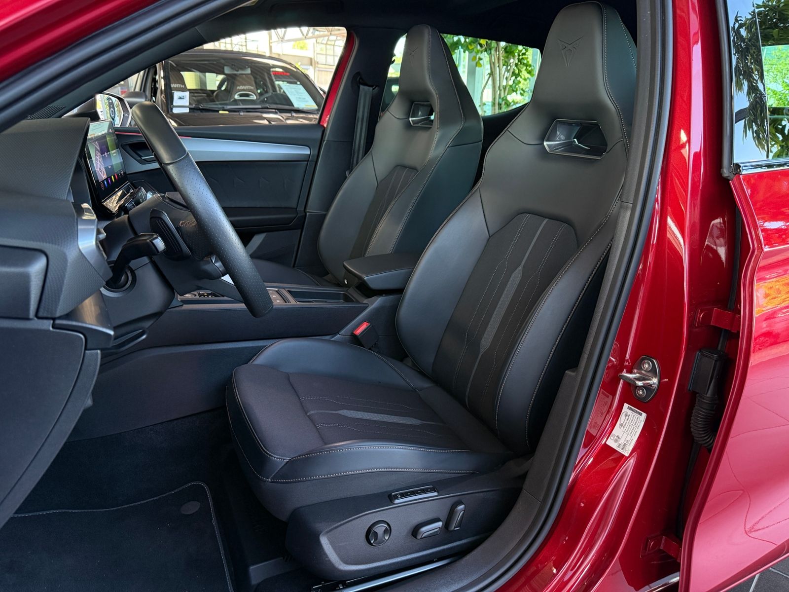Fahrzeugabbildung CUPRA Leon VZ PANO BEATS ACC RFK