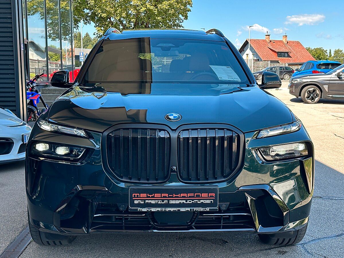 BMW X7 xDrive40d M-Paket PRO Aut. / Iconic Glow /... imagem 3