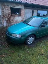 Toyota paseo - Toyota Paseo mit Benzin-Antrieb