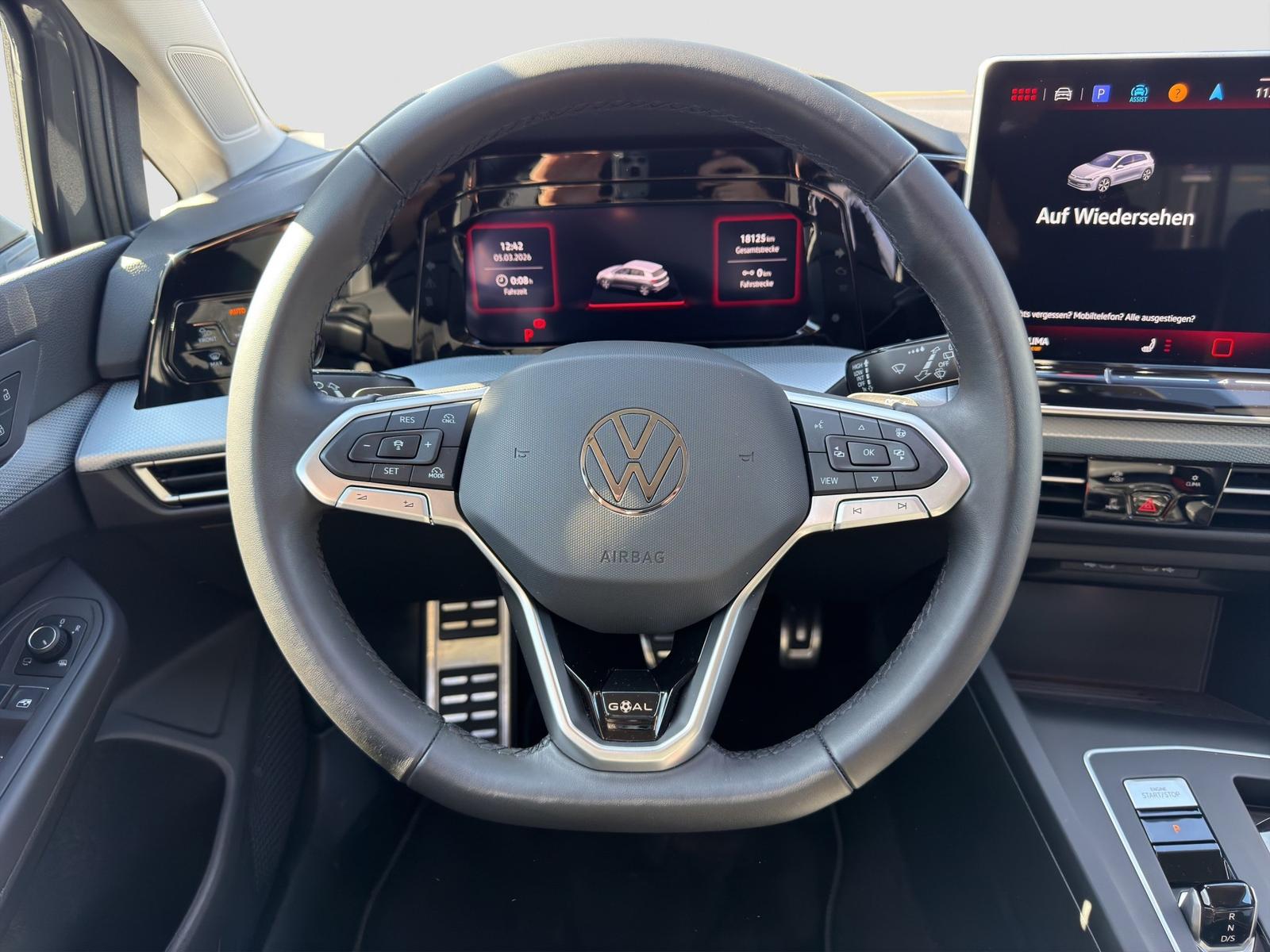 Volkswagen Golf VIII Life GOAL 1.5 eTSI Kamera ACC AHK LED, миниатюра 12