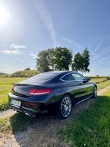 Mercedes-Benz C 220 d 4MATIC Autom. *AMG-Line *Burmester - Mercedes-Benz C 220 mit Diesel-Antrieb: Coupé, Sitzheizung, Automatik