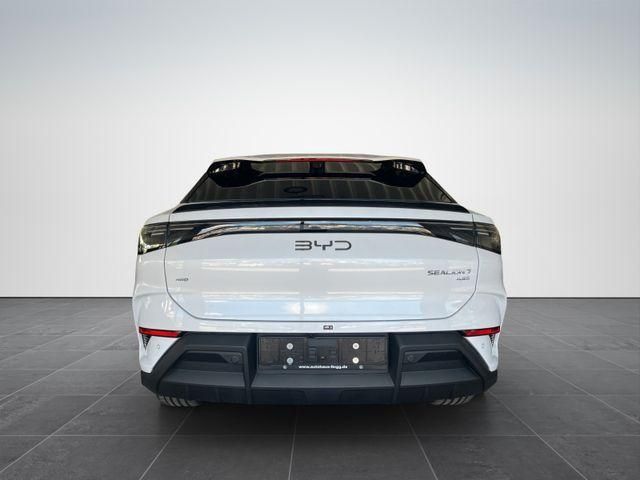 BYD SEALION 7