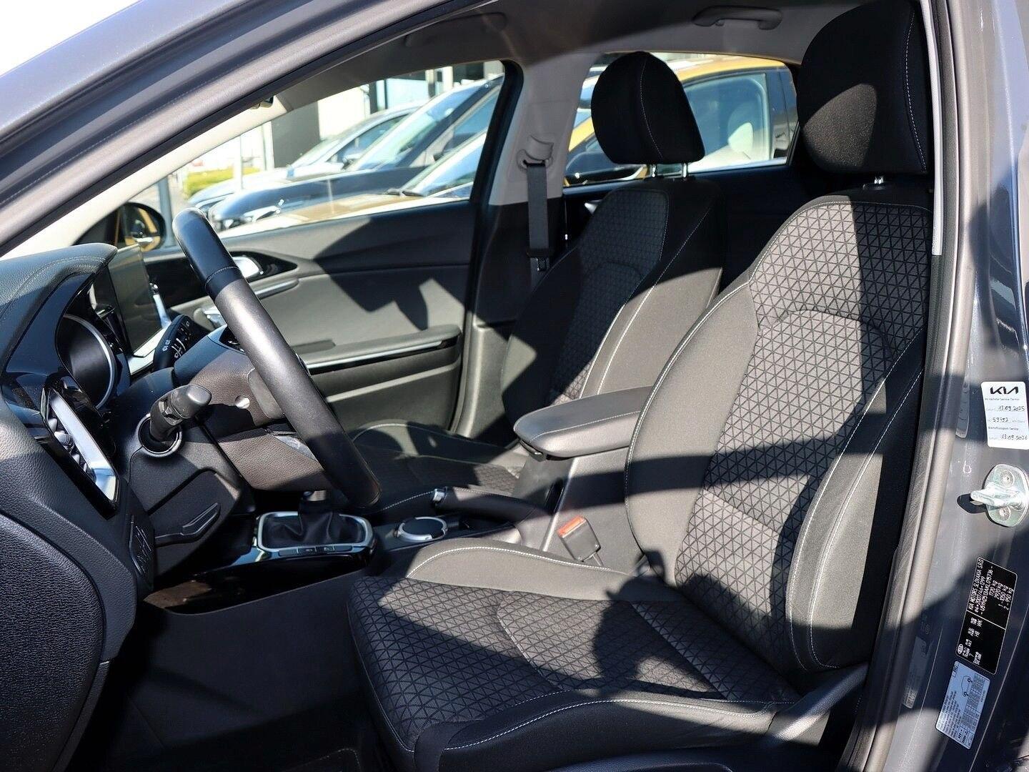 Kia Ceed / Vision / Komfortp. / Navip.
