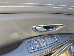 Fahrzeugabbildung Grand Scenic IV Initiale Paris dCi 160 EDC