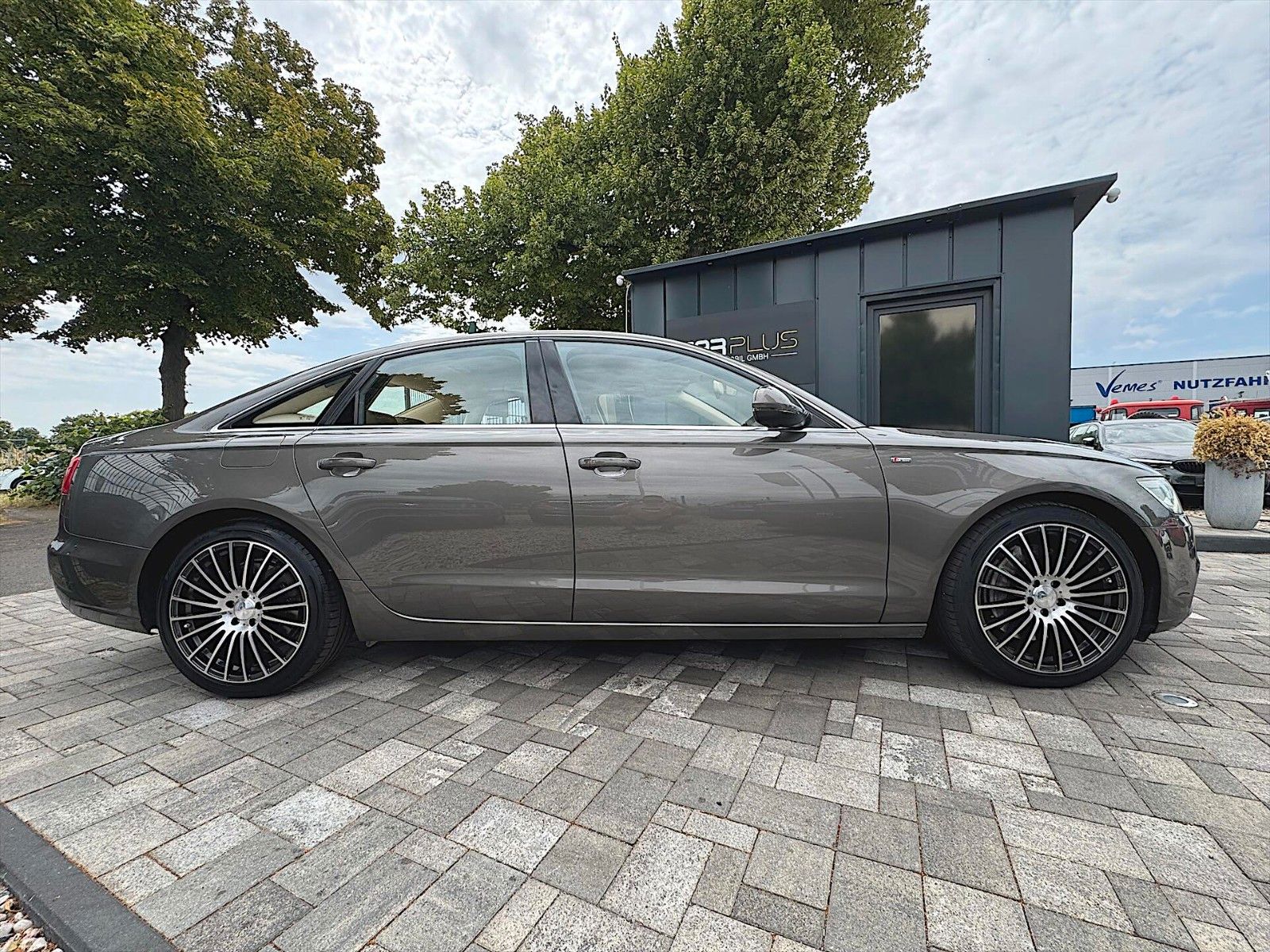 Fahrzeugabbildung Audi A6 Lim. 3.0 TFSI quattro *Head Up*Massage*BOSE*
