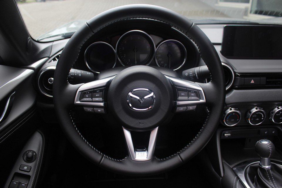Fahrzeugabbildung Mazda MX-5 RF 2024 Exclusive-Line G-132 LEDER NAVI ACA