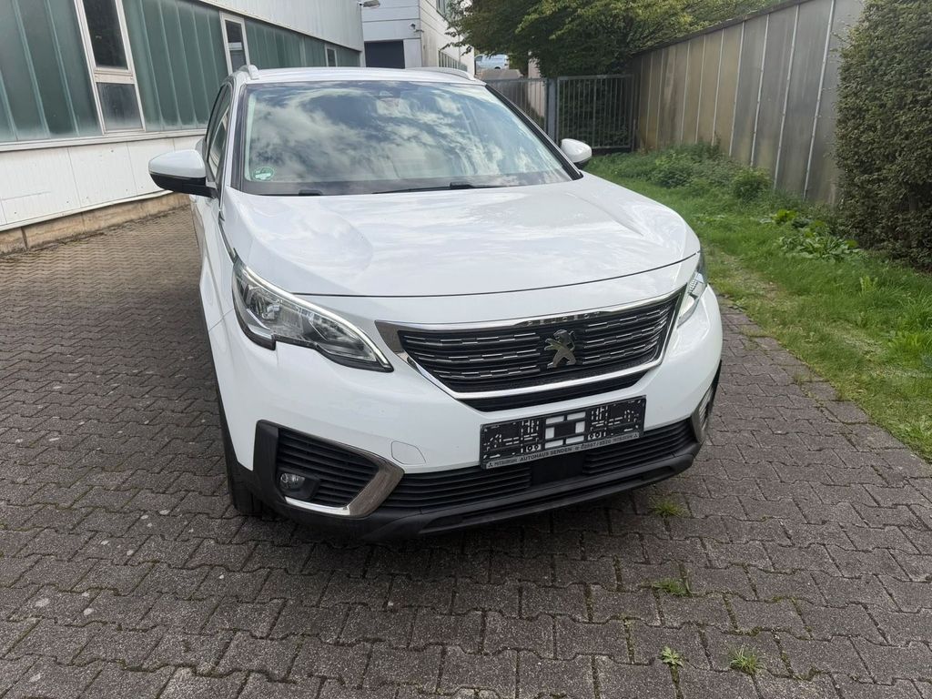 Image of Peugeot 5008