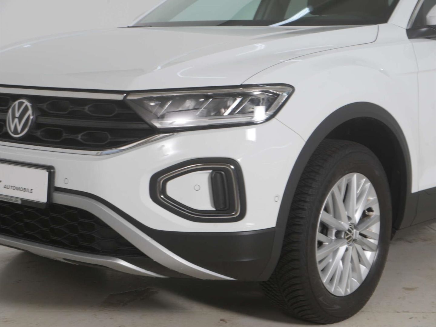 Volkswagen T-Roc 1.0 TSI Life 6-Gg. NAV SH Climatronic foto 5