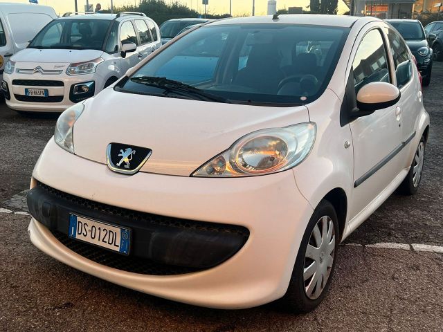 Peugeot 107 1.0 68CV 5p. Sweet Years 2Tronic