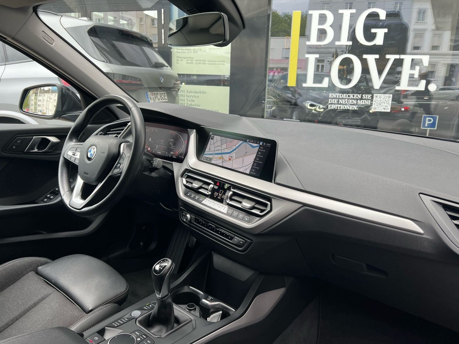 BMW 118i LED Aut. LC prof. Navi DA PDC Tempomat foto 5