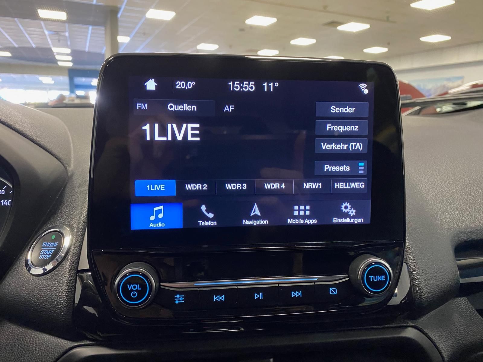 Fahrzeugabbildung Ford EcoSport 1.0 Titanium Automatik+AHK++NAVIGATION+