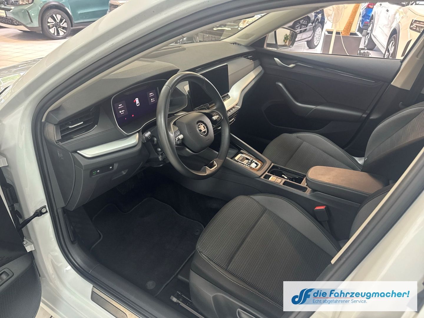 Fahrzeugabbildung SKODA Octavia Combi 1.5 TSI mHEV 85 kW Selection Navi
