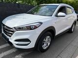 Hyundai Tucson blue Classic 2WD-incl. 1 Jahr Garantie - Hyundai Tucson Classic mit Benzin-Antrieb
