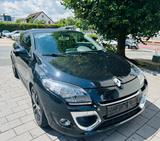 Renault Megane III Coupe BOSE Edition - Renault Megane: Bose Edition
