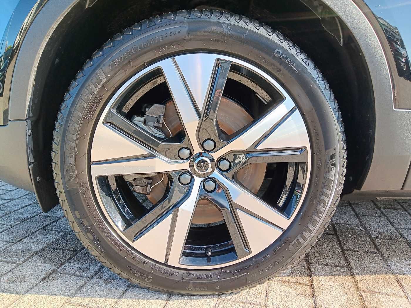 Fahrzeugabbildung Volvo XC40 Recharge Single Pro 'Glasdach, 360, e-Sitze