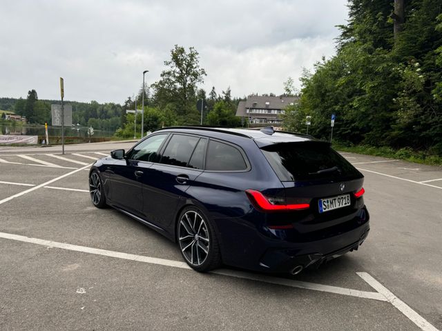 BMW 330i xDrive Touring M Sport HK Pano KW Fahrwerk