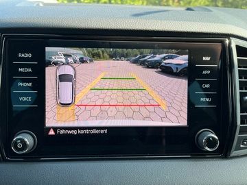 Fahrzeugverkauf 11 Skoda Karoq Sportline 1.5 Matrix+AHK+Panodach+Kamera