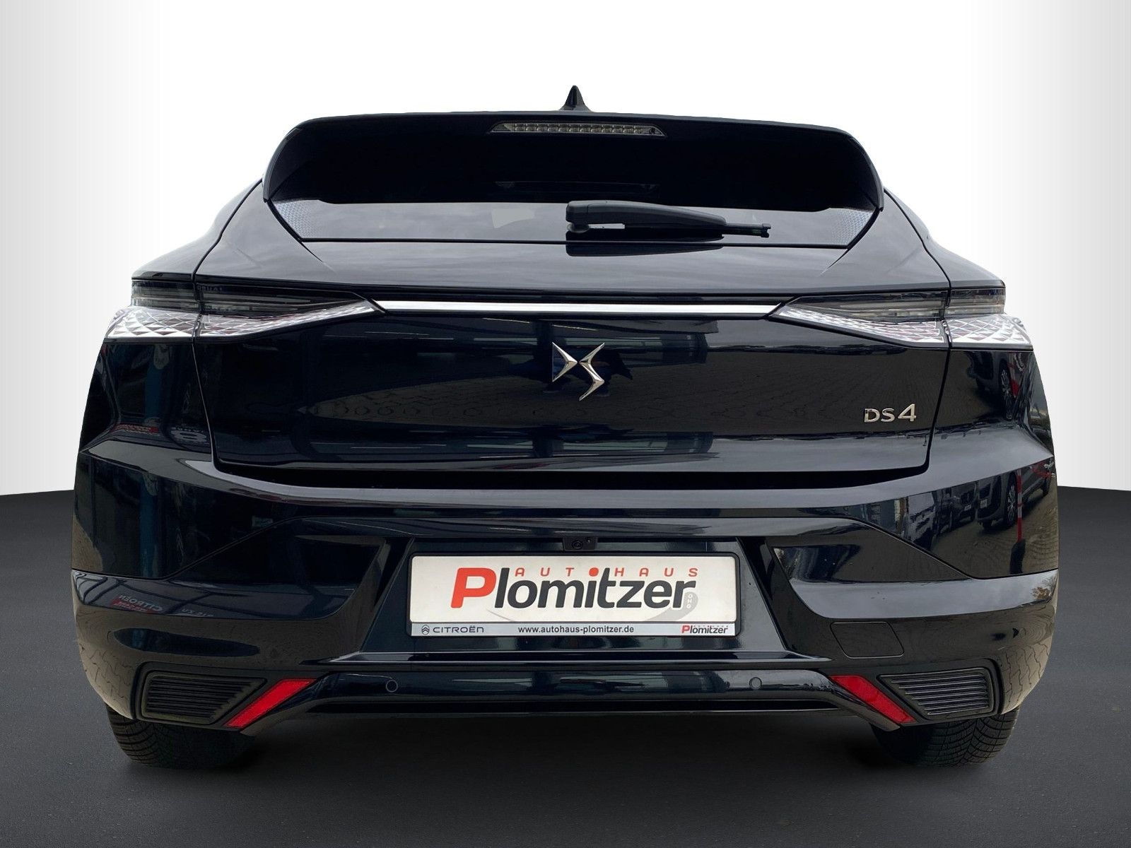 Fahrzeugabbildung DS Automobiles DS4