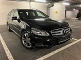 Mercedes-Benz E 250 T-Modell 4Matic Avantgarde COMAND-LED-AHK - Mercedes-Benz E 250 in Mainz