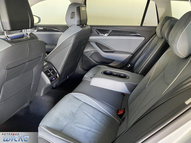 Passat Variant 1.5 e TSI DSG Business NAVI KLIMA