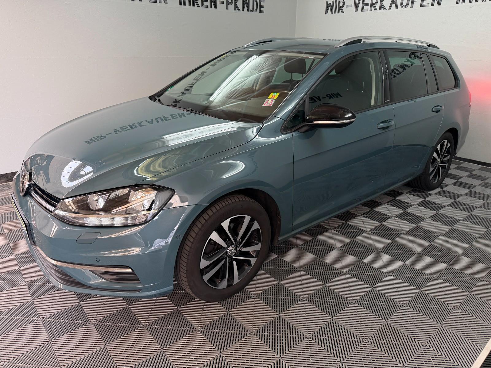 Volkswagen Golf VII 1.5 Variant IQ.DRIVE ACC AHK RFK 8xRäde