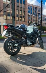 BMW F800R TÜV NEU (07.08.26)!!!Service BMW!!! TOP!!! - Angebote