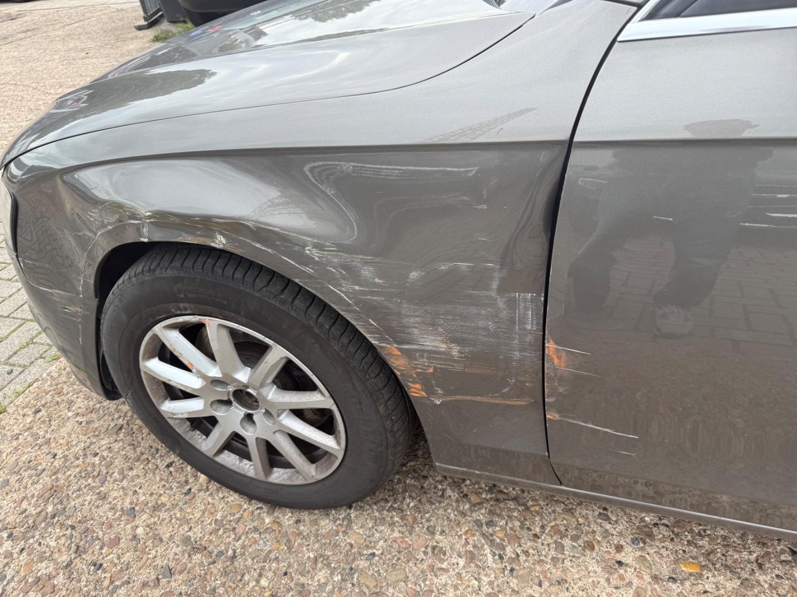 Audi A4 2013 — photo 23
