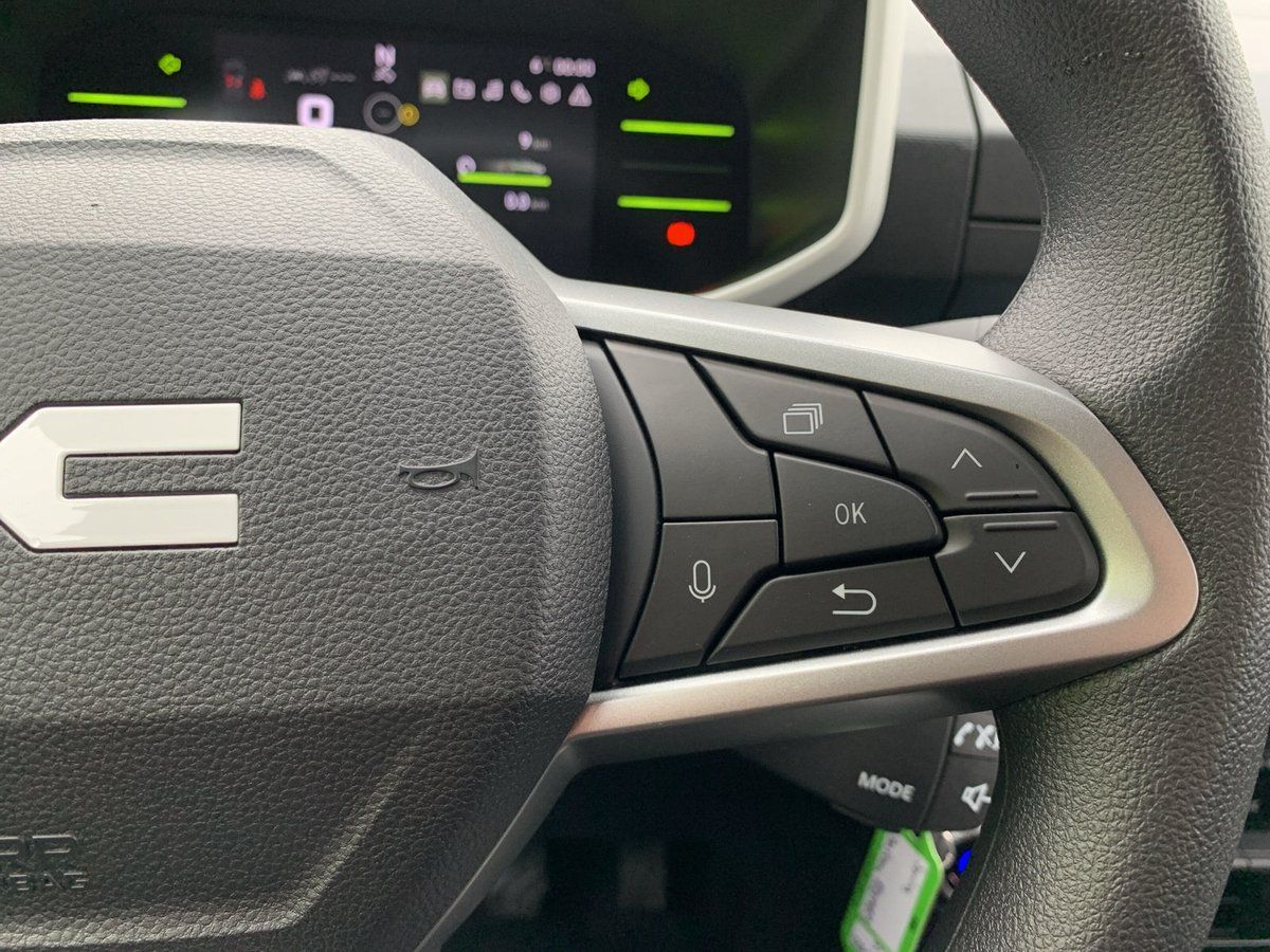 Dacia Spring - Bild 23