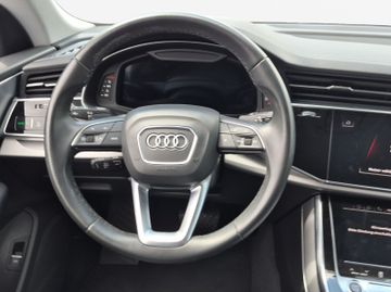Audi Q8 - 7