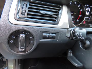 Fotografie 13 des Skoda Rapid Spaceback Drive 1.2 TSi Smart Link