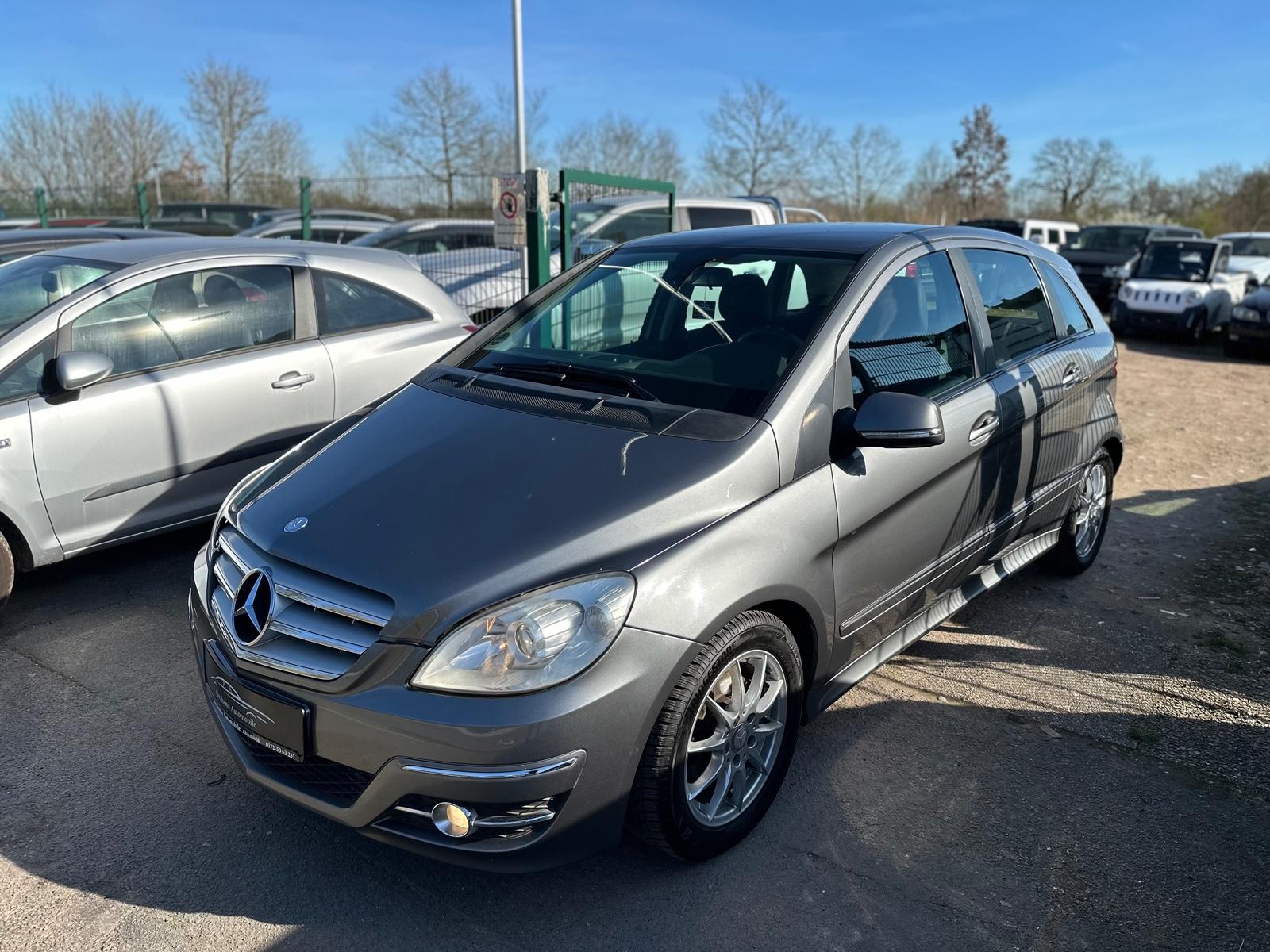 Mercedes-Benz B 200 CDI Scheckheftgepfl. TÜV & Service NEU
