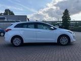 Hyundai i30 cw blue Style - Hyundai i30: Cw Style