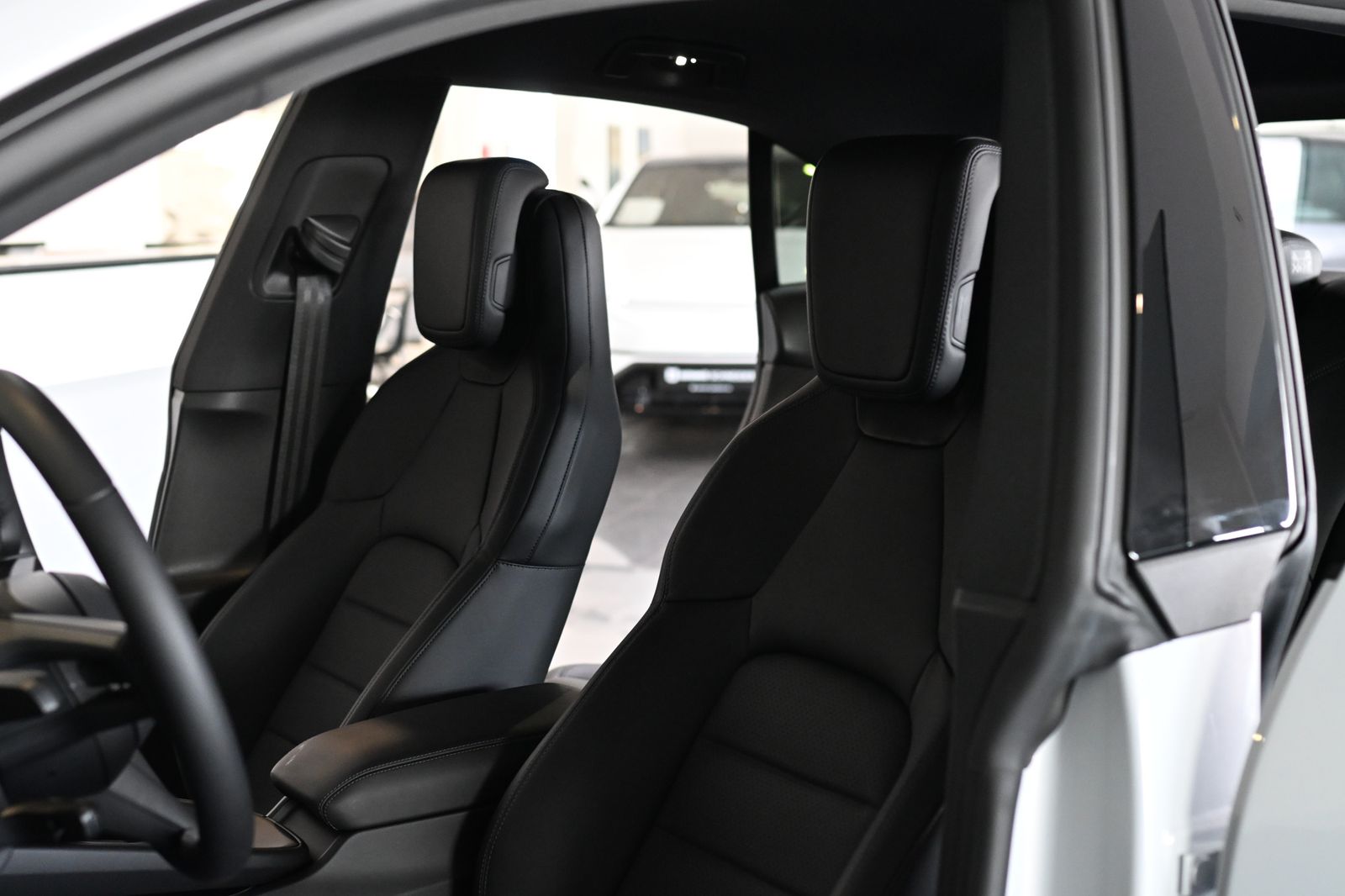 Porsche Macan Electric 100 kWh HUD ACC Leder CarPlay LED foto 17