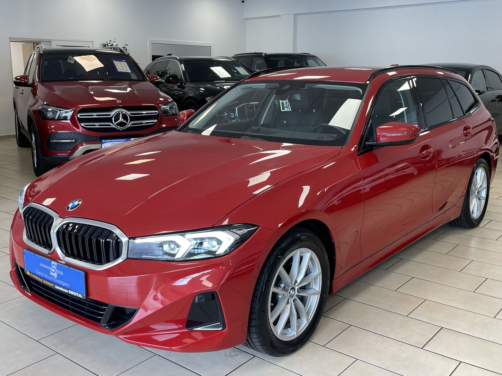 BMW 318 i*Leder*Shadow*Widescreen*R.Cam*AHK*SHZ*LED*