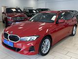 BMW 318 i*Leder*Shadow*Widescreen*R.Cam*AHK*SHZ*LED* - BMW 318 in Bonn