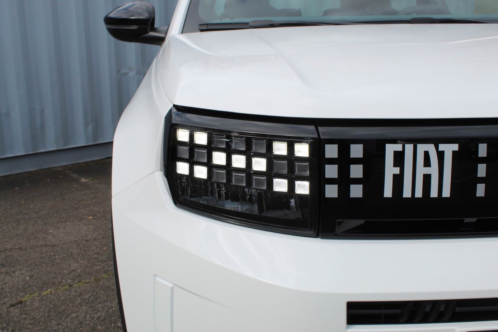 Fahrzeugabbildung Fiat Grande Panda Icon*48V*CarPlay, PDC*Klima*LED